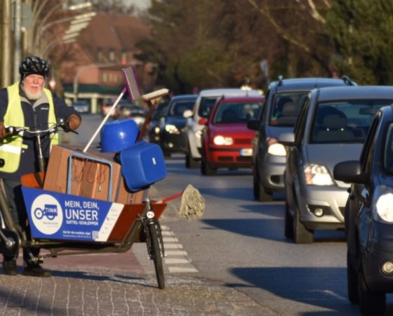 Die Verkehrswende startet HIER (en translation)